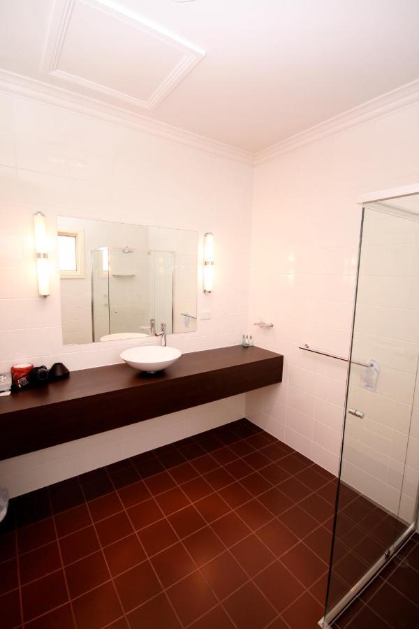 Sundowner Motel Hotel Whyalla Esterno foto