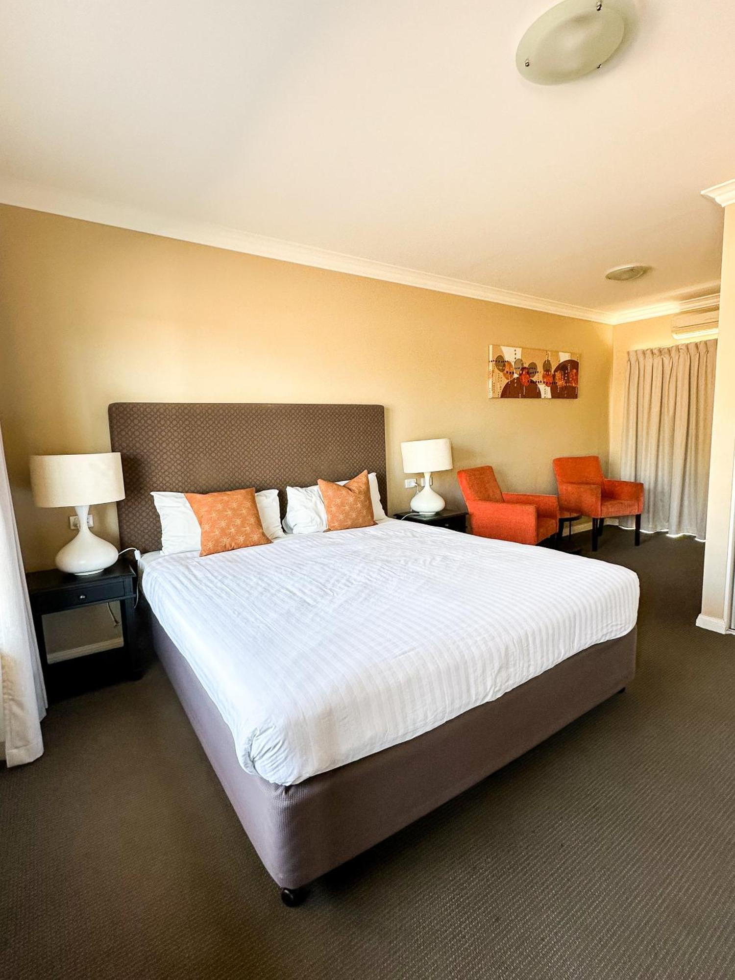 Sundowner Motel Hotel Whyalla Esterno foto